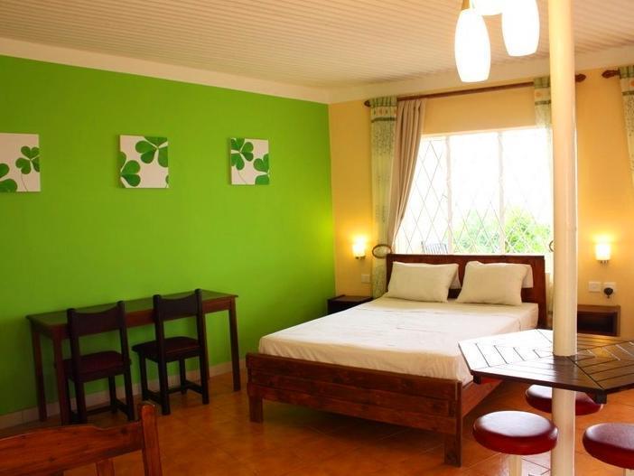 Le Cactus Guest House Baie-du-Tombeau Екстер'єр фото